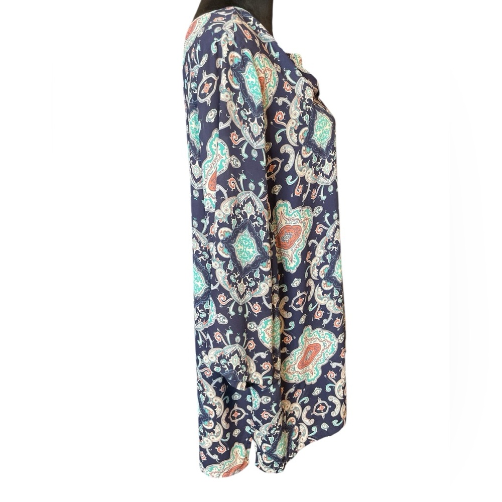 Violet + Claire Navy Paisley Women's Top - Picture 3 of 8